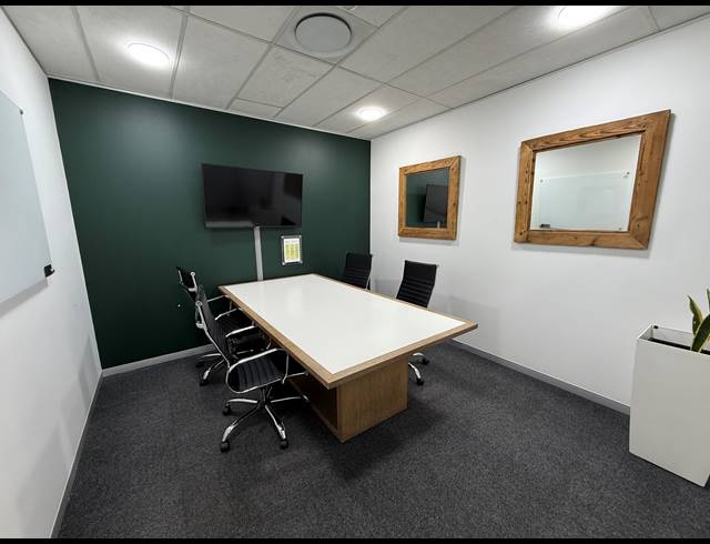107.88M² OFFICE TO LET IN ROSEBANK